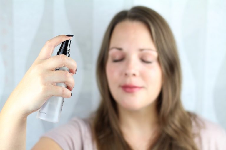 Was ist ein Fixing Spray und wann ist ein fixierendes Spray sinnvoll?